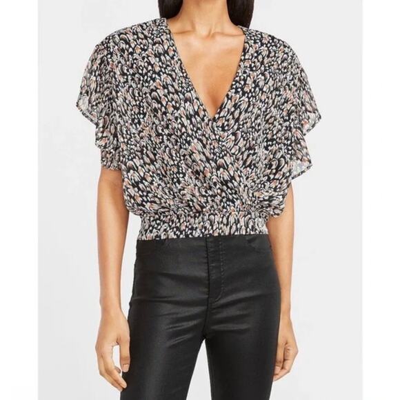 NWT Express Printed Wrap Front Ruffle Sleeve Top Smocked Back Sz M Cropped - Picture 1 of 11